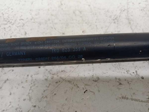 VERIN CAPOT VW GOLF 5 - Vue 2